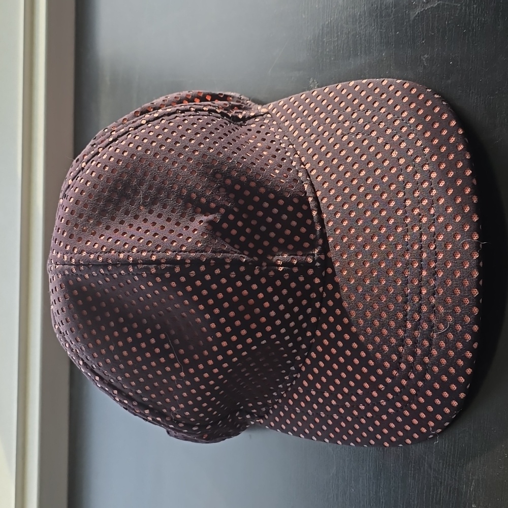 Lululemon baller hat